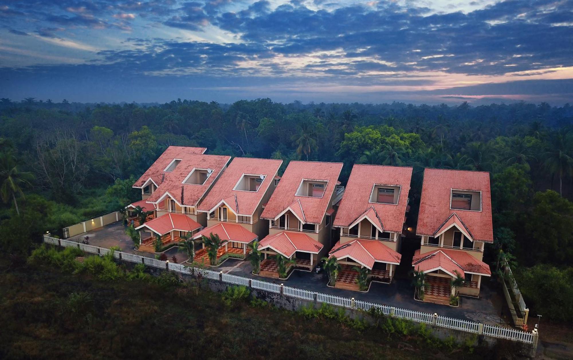 Treehouse Blue Hotel & Villas Colva Dış mekan fotoğraf
