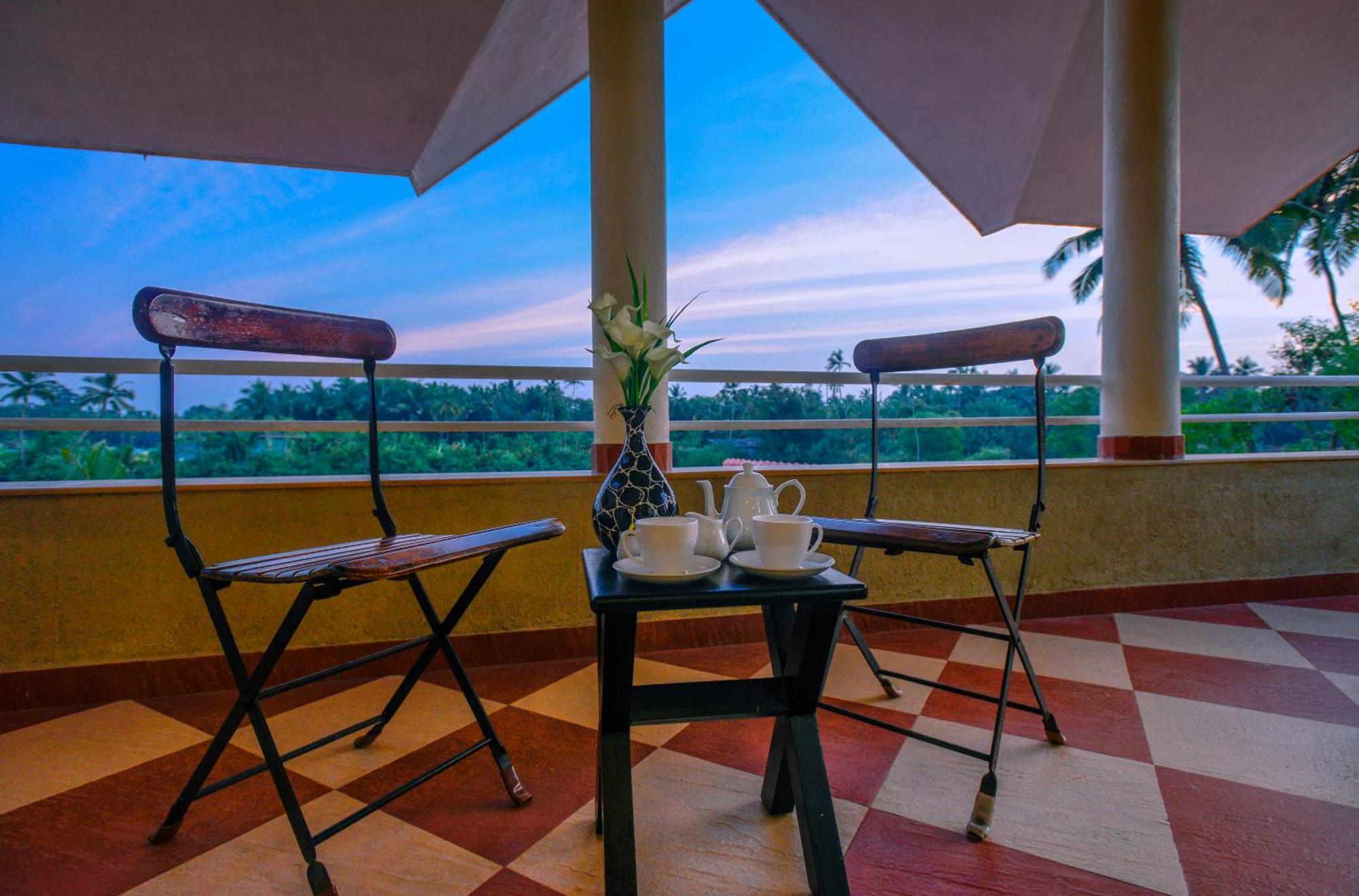 Treehouse Blue Hotel & Villas Colva Dış mekan fotoğraf