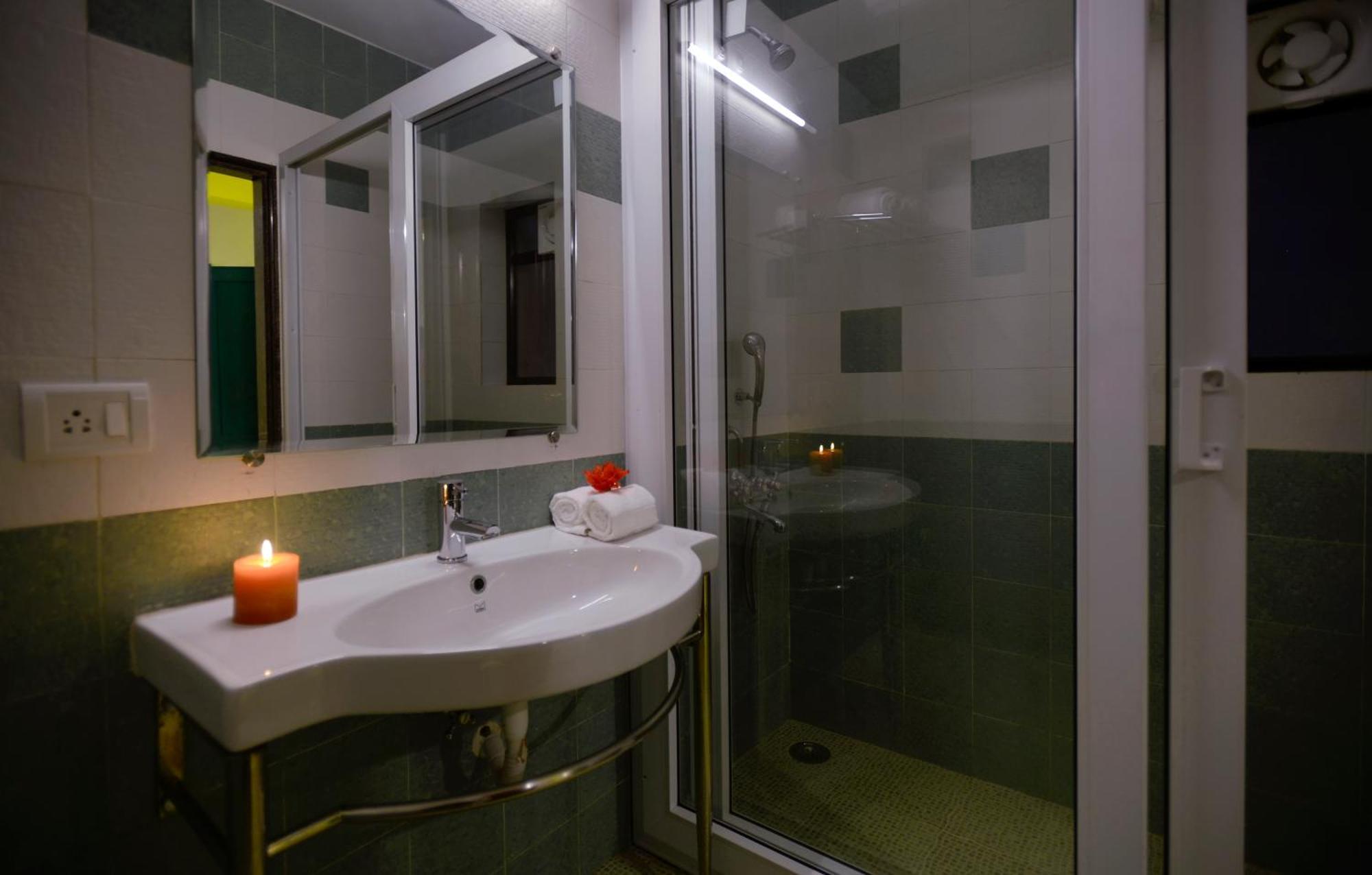 Treehouse Blue Hotel & Villas Colva Dış mekan fotoğraf