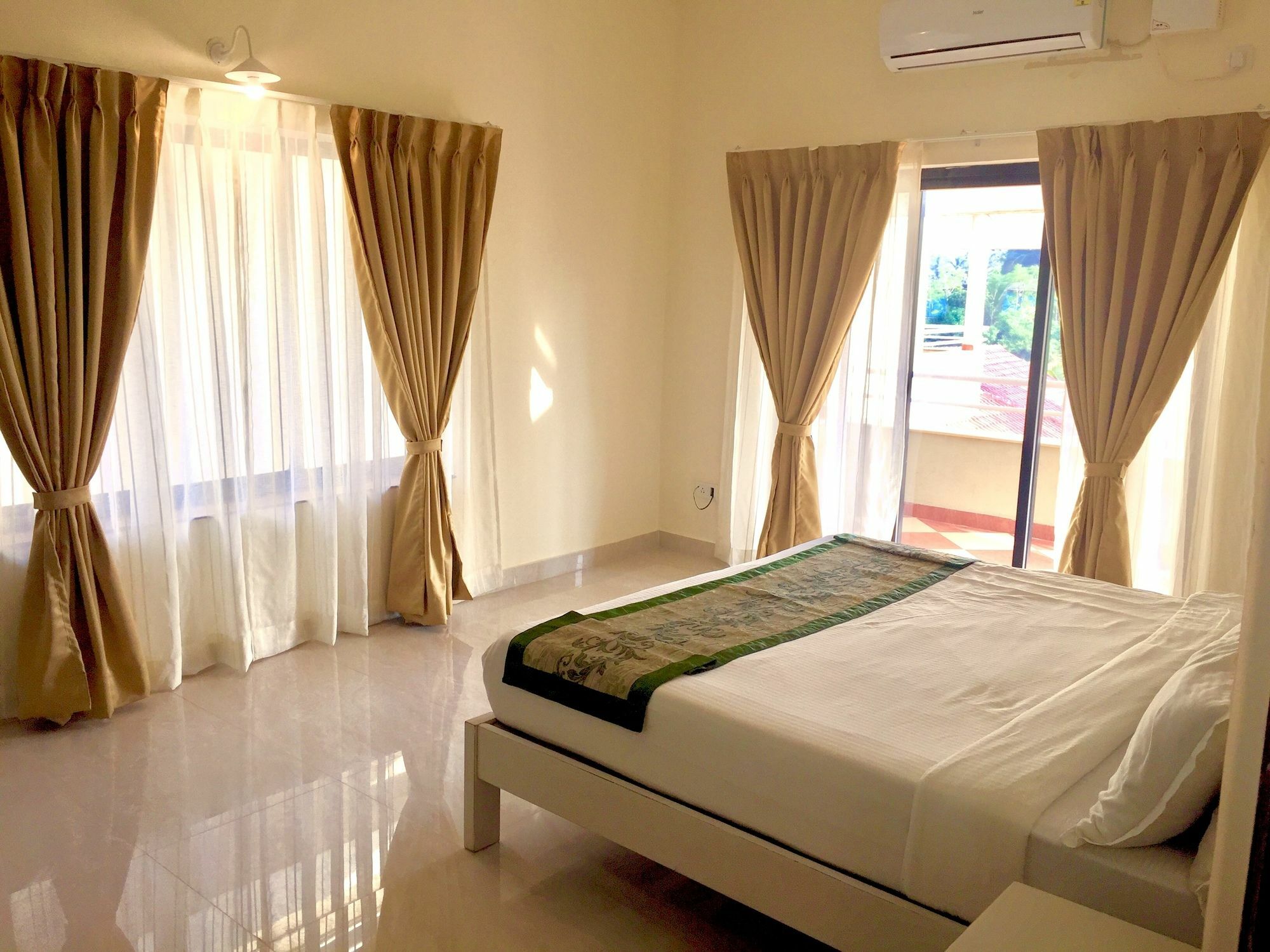 Treehouse Blue Hotel & Villas Colva Dış mekan fotoğraf